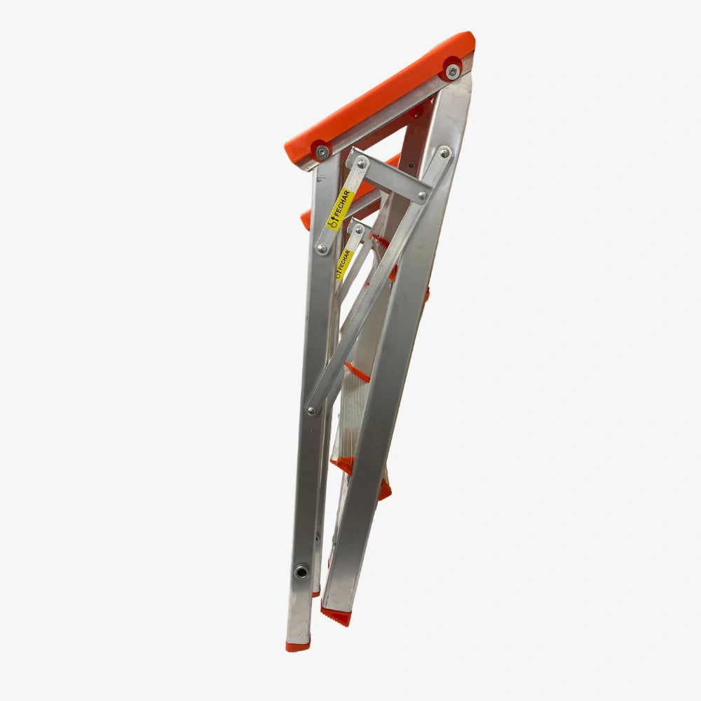 Escalera Tijera de Aluminio 3 Peldaños 120 KG