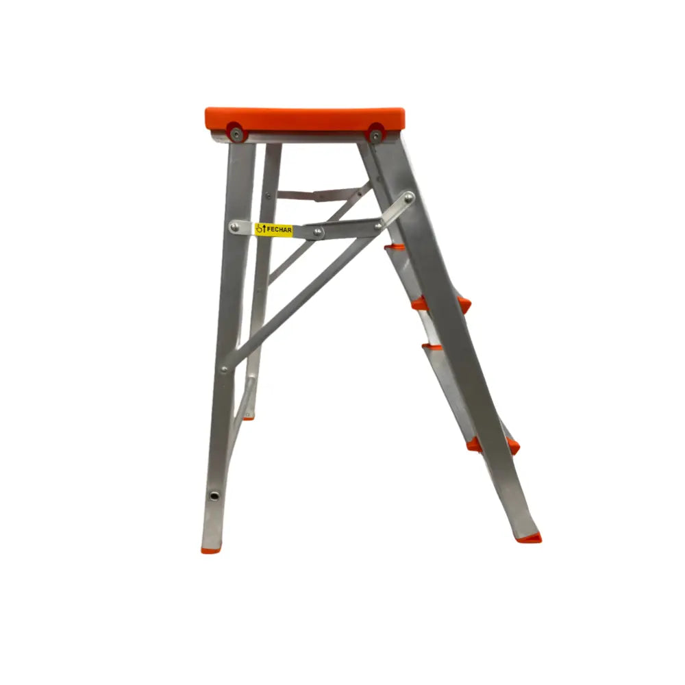 Escalera Tijera de Aluminio 3 Peldaños 120 KG