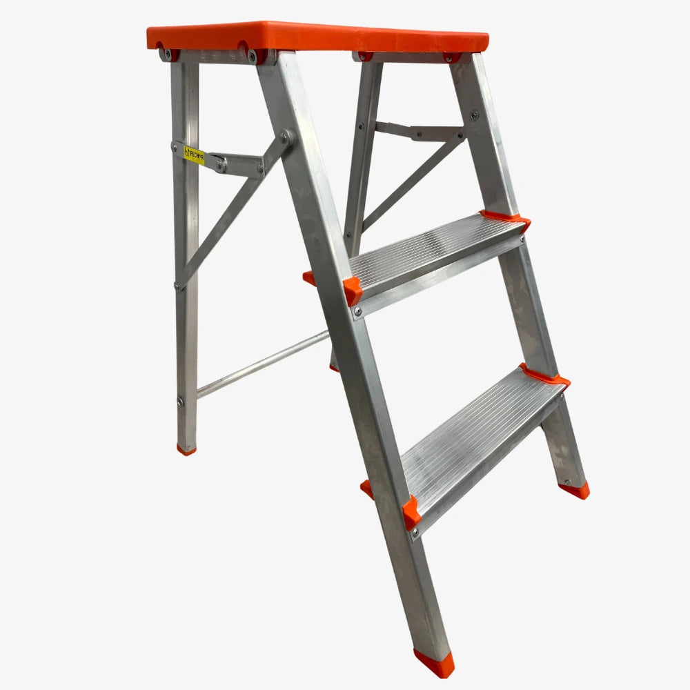 Escalera Tijera de Aluminio 3 Peldaños 120 KG